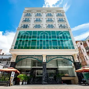 https://emerald-central.hotelsvungtau.com